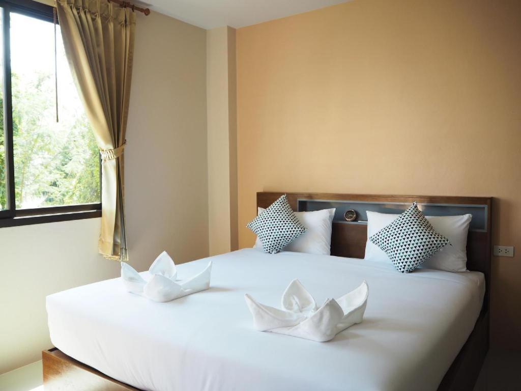 Regent Room Hotel 素叻他尼 外观 照片