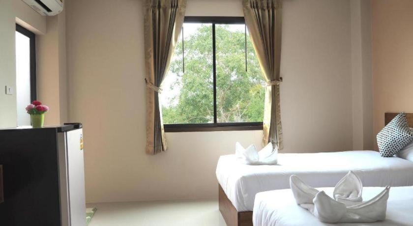 Regent Room Hotel 素叻他尼 外观 照片